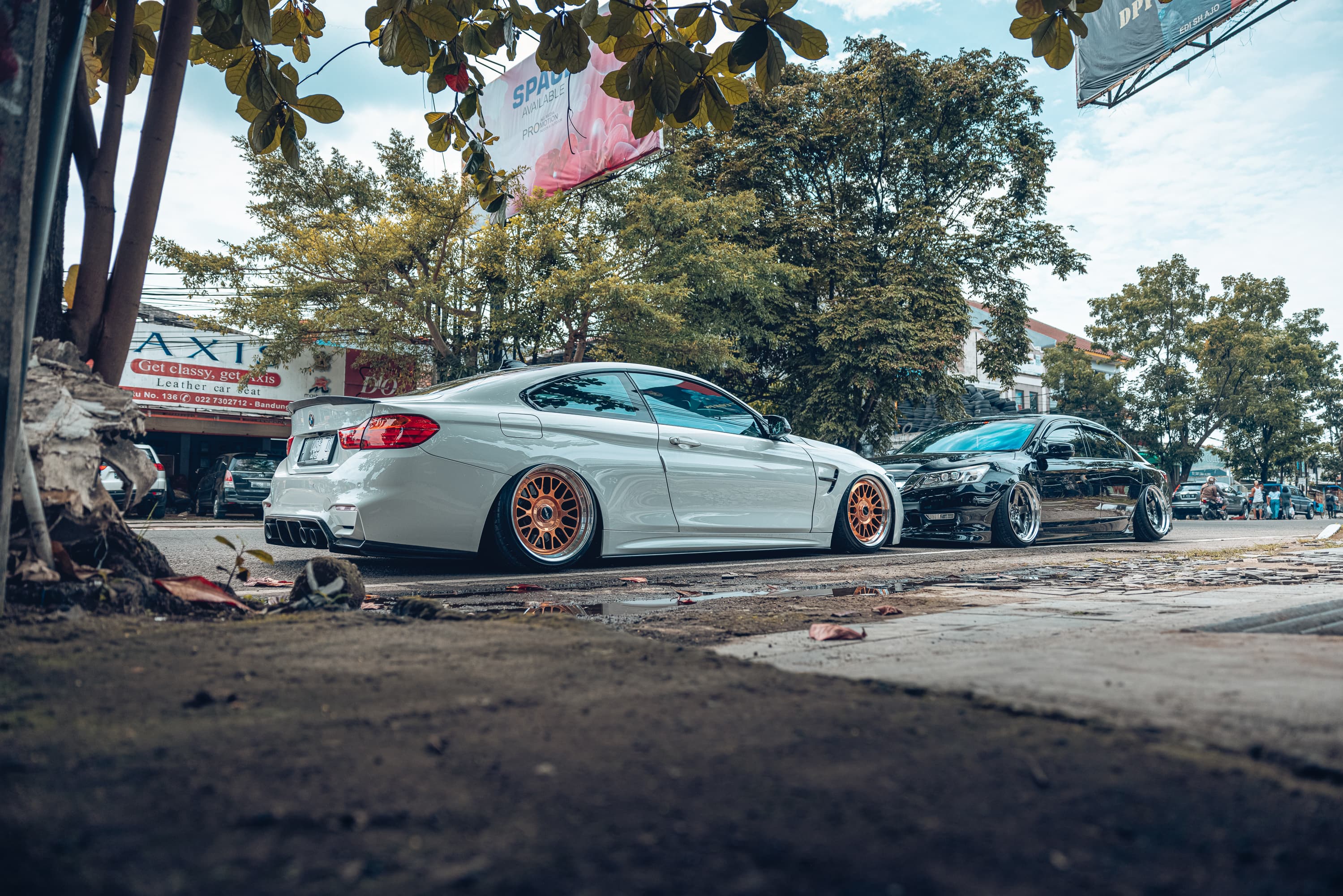 Air Lift Indonesia Art Custom Shop pic - outside shot